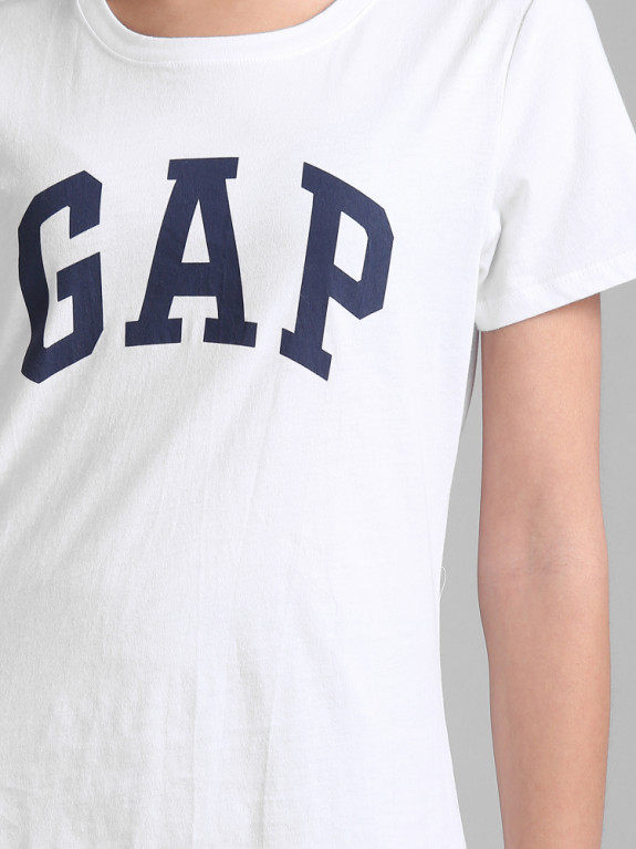 gap fit tshirt